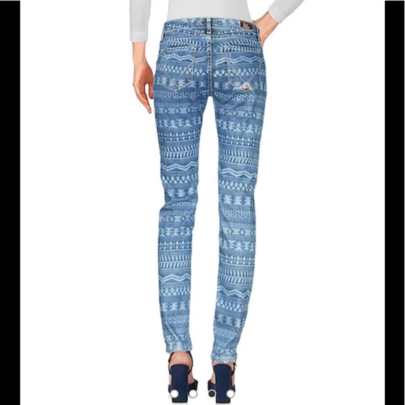 BNWT Roy Rogers denim pants. Size 26. Abstract pattern - Picture 2 of 3